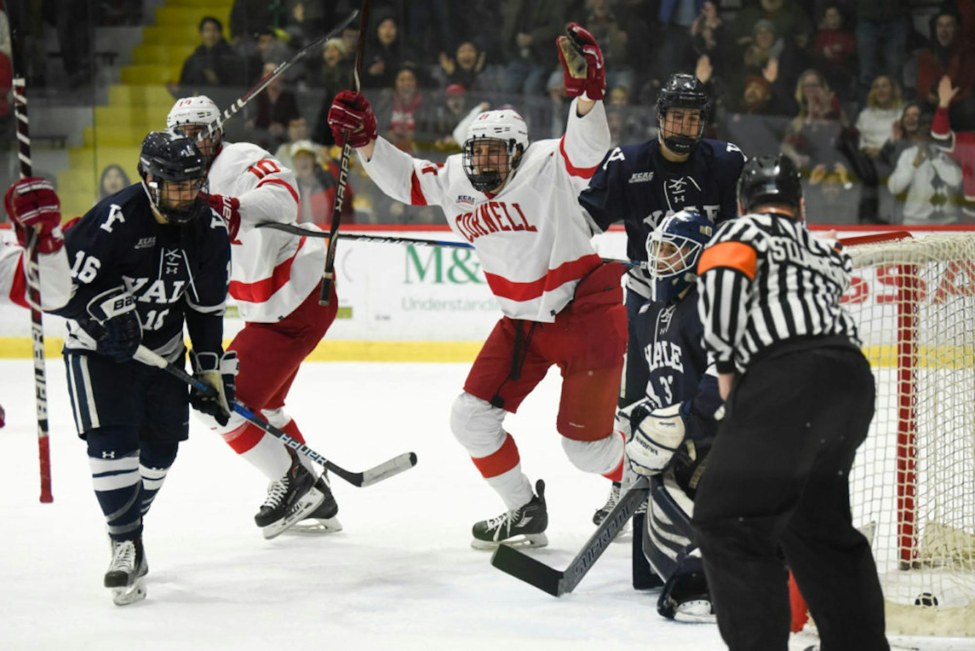 The Red achieved its first unbeaten slate of Ivy League games since 1996.