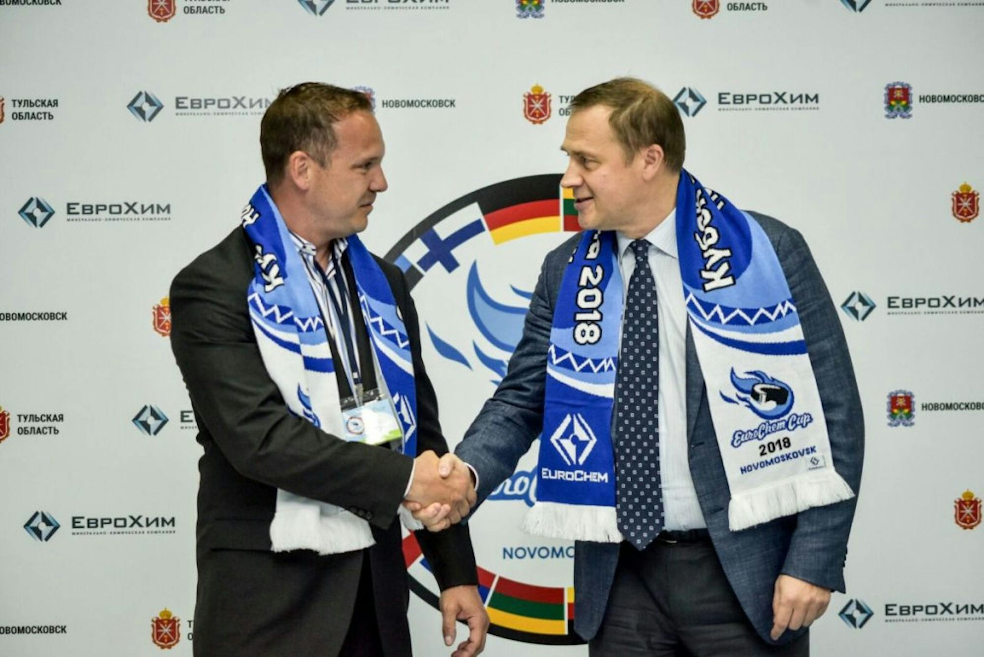 Brad Chartrand '96, left, is the fearless leader of the Capitals.