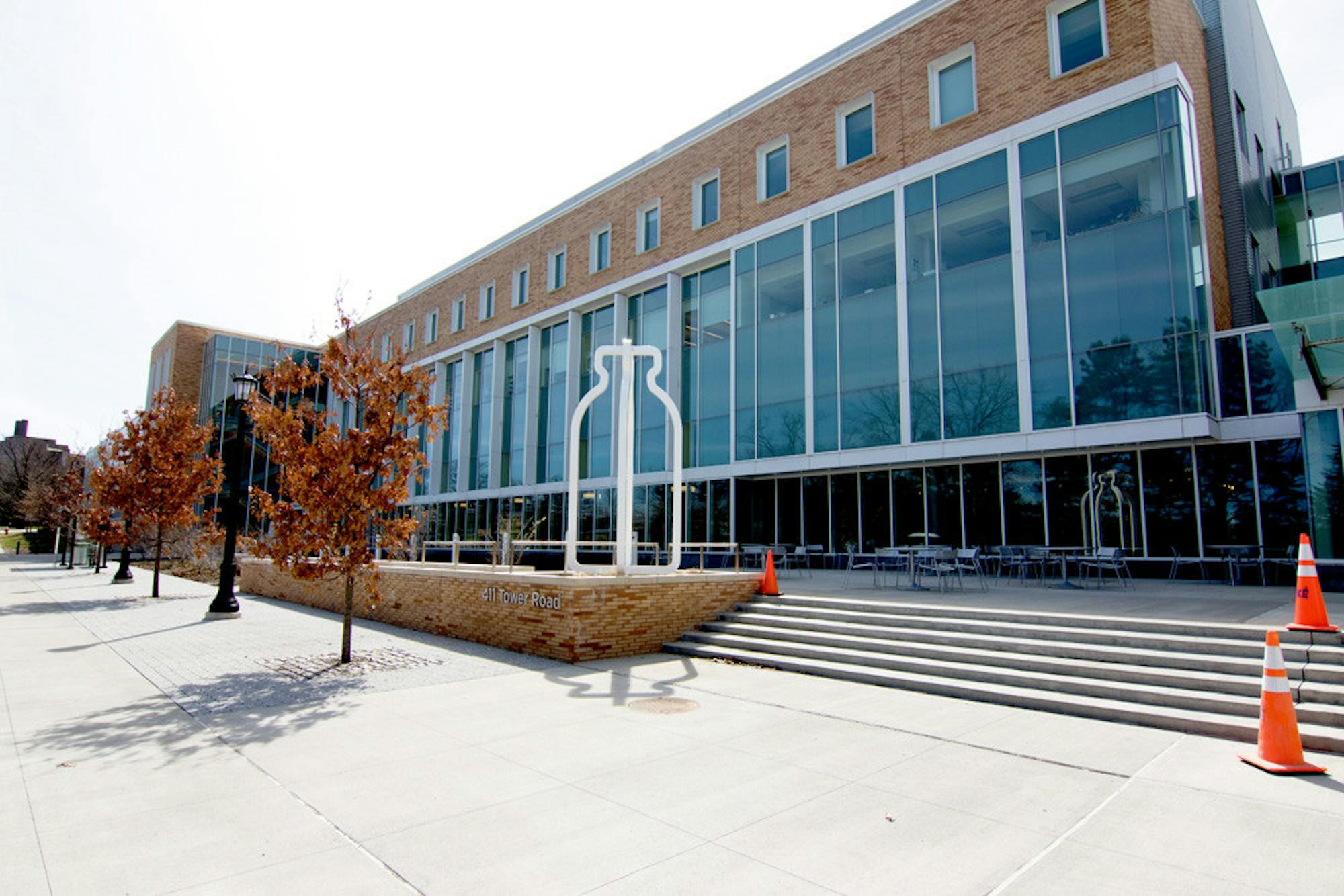 Pg-8-Dairy-Bar-by-Jason-Ben-Nathan-Senior-Photographer