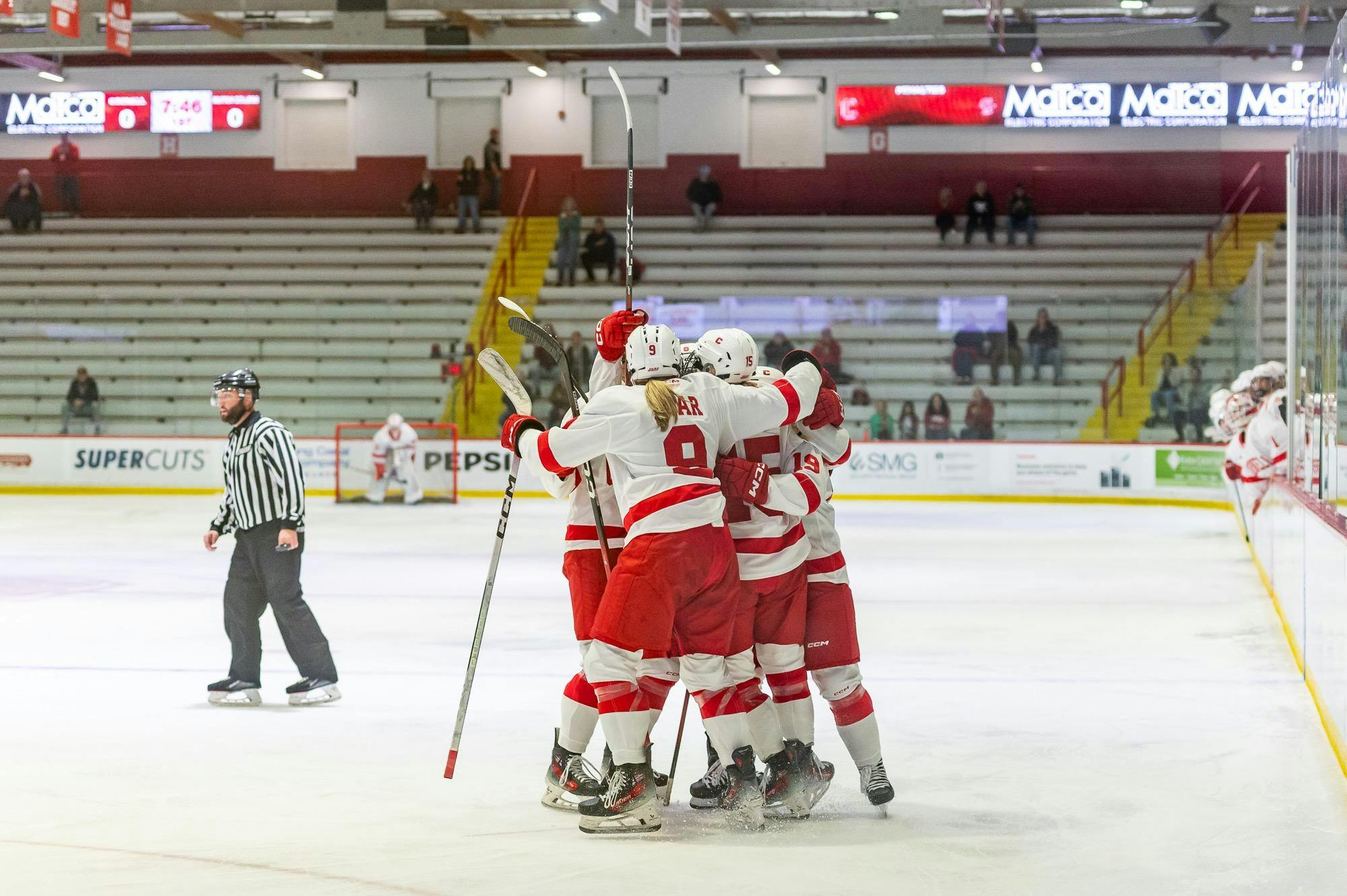 women's hockey season.jpeg