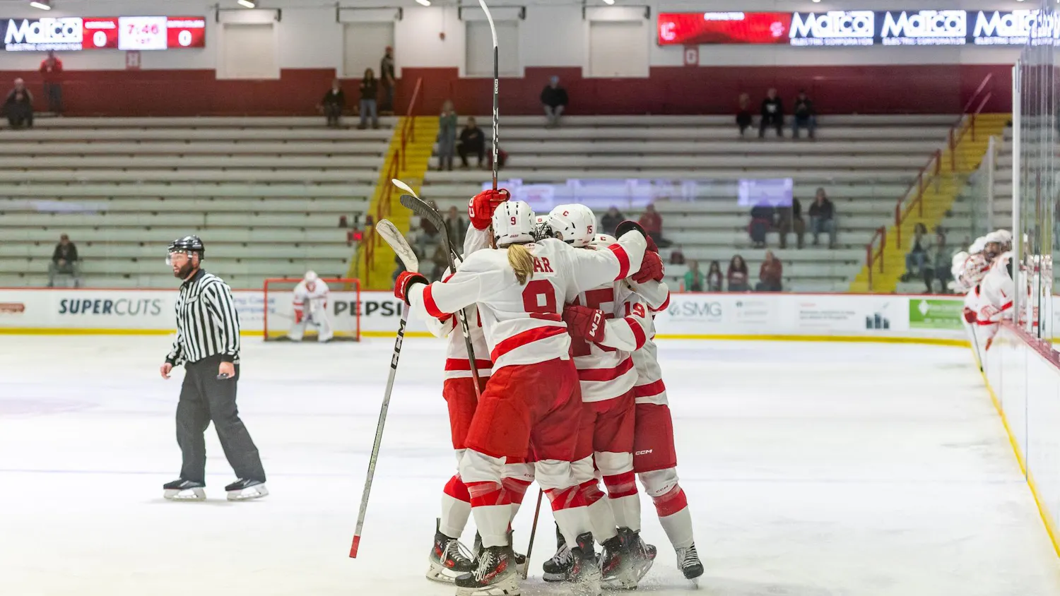 women's hockey season.jpeg