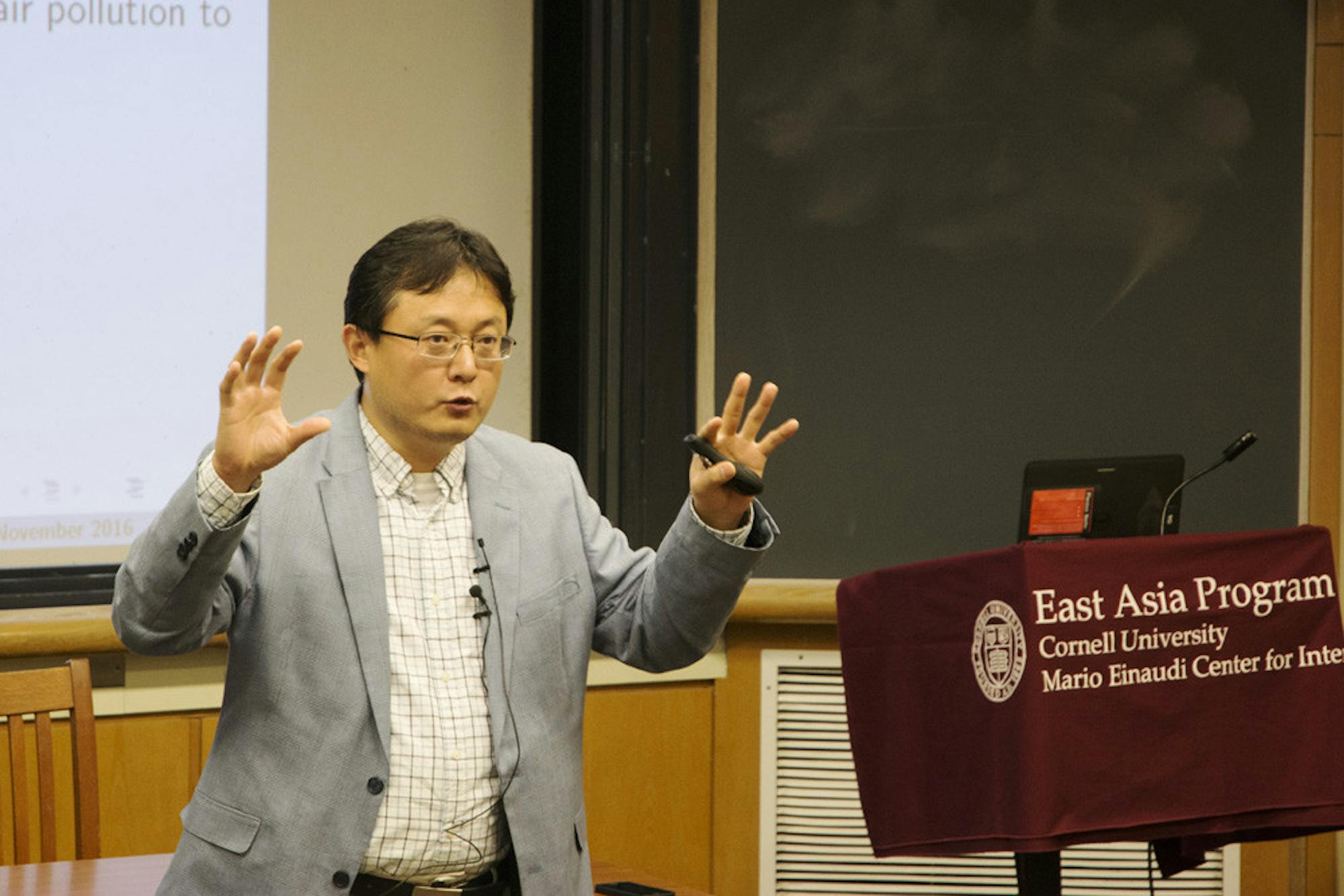 Pg-3-China-Lecture-by-Wentao-Yang-Staff