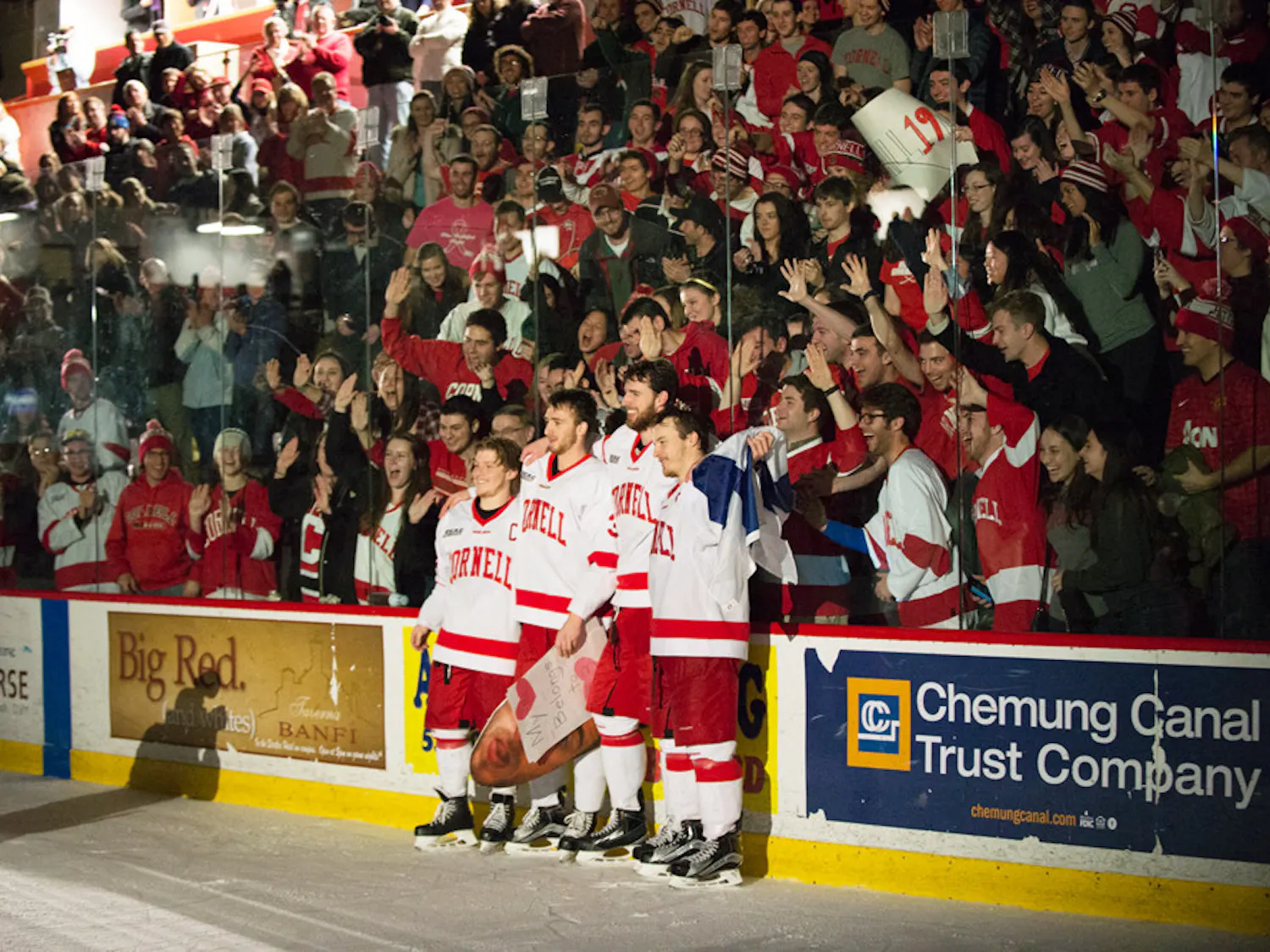 Pg-16-M-Hockey-Seniors-by-Cameron-Pollack-Senior-Photographer