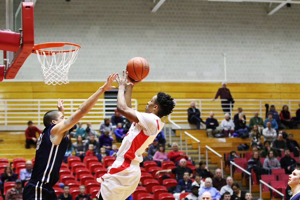 M-Basketball-10-by-Jason-Ben-Nathan-Senior-Photographer