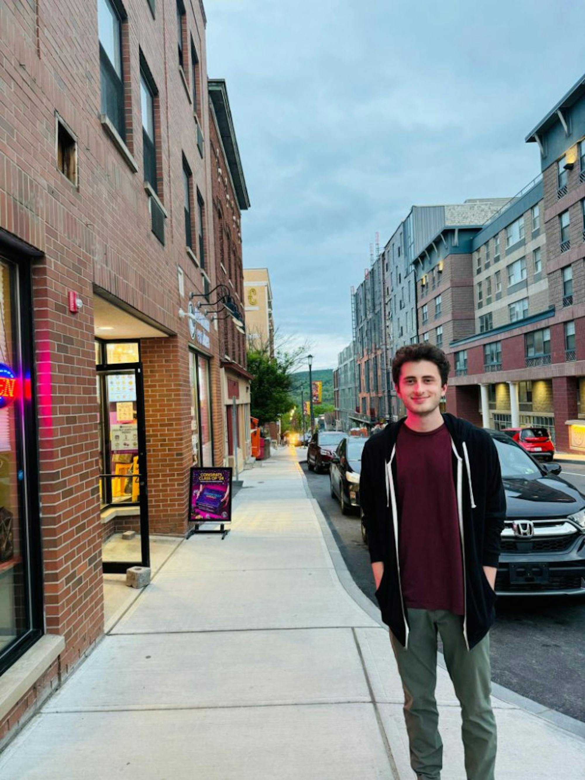 Samuel-Straus-scaled