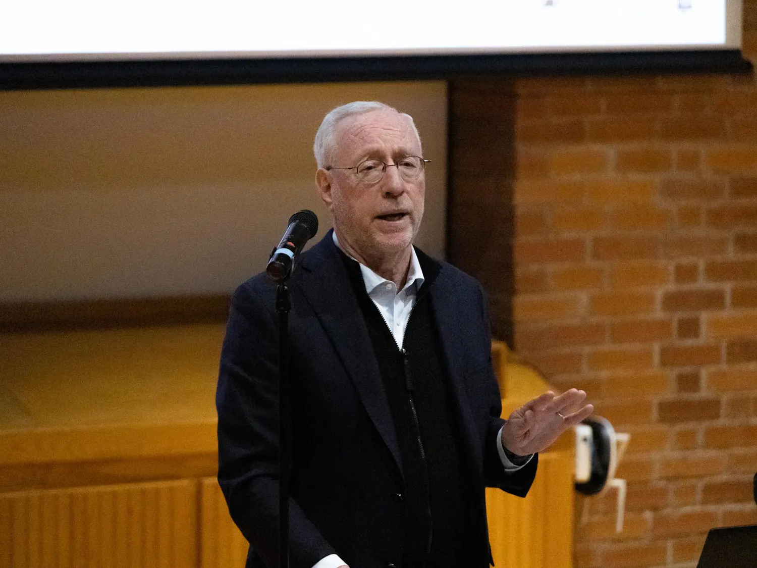 Kotlikoff Addresses Audience at Faculty Senate Meeting.