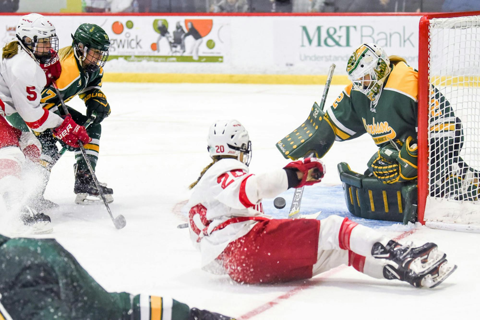 Pg-12-W-Hockey-Boris-Tsang-Sun-Photo-Editor