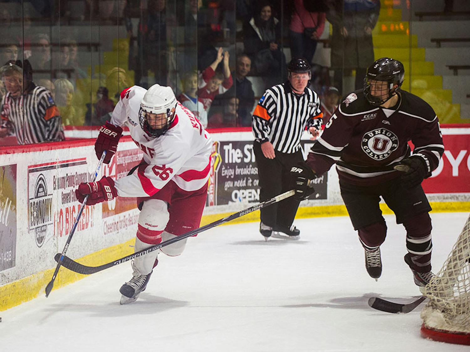 Pg-16-Mens-Hockey-by-Cameron-Pollack-Photo-Editor