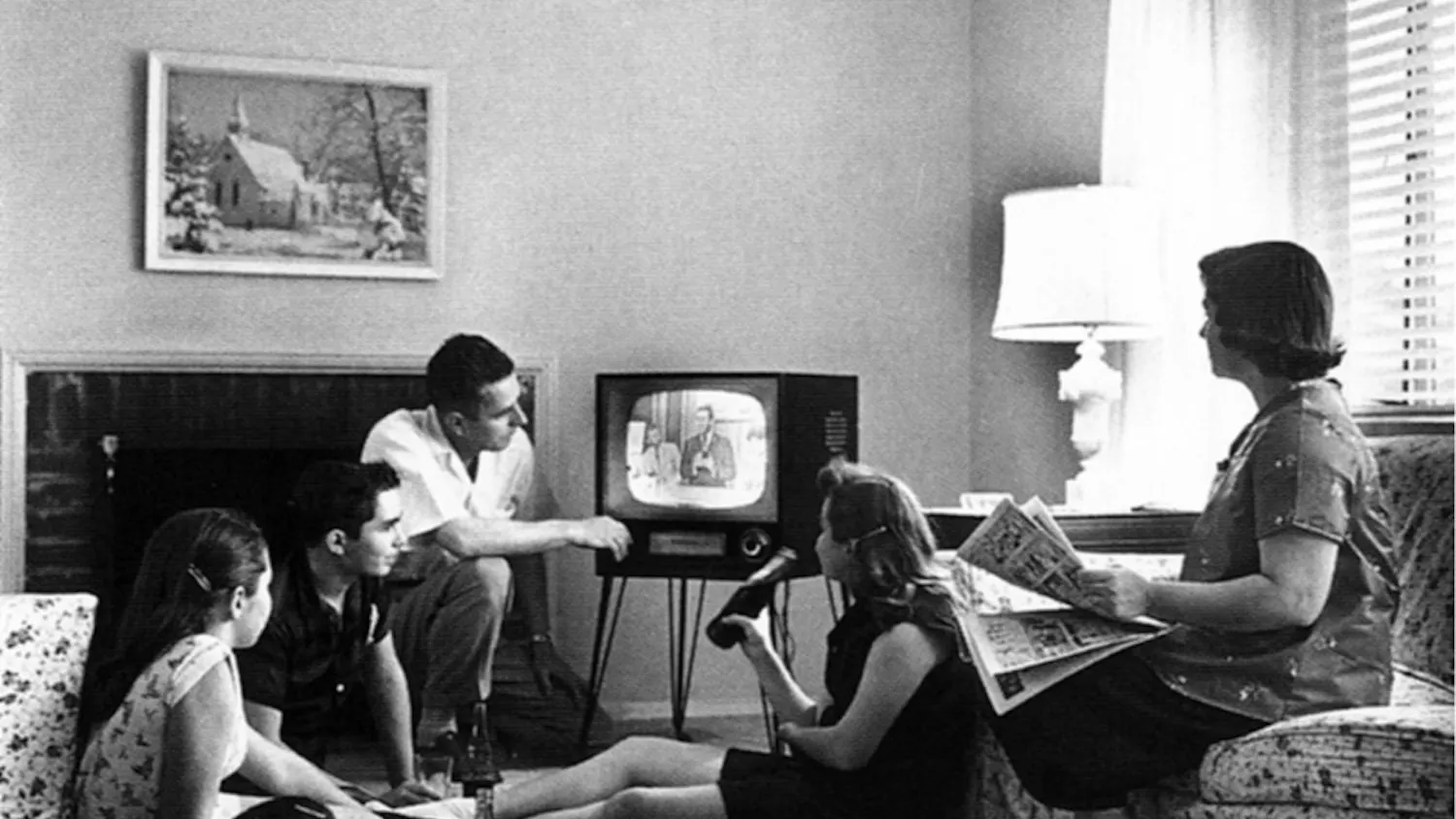 Family_watching_television_1958