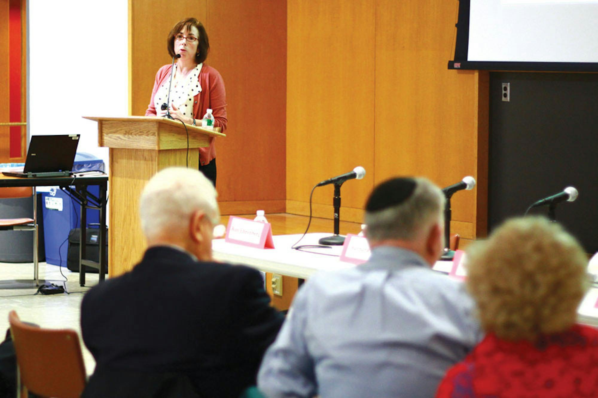 Prof. Suzanne Mettler, government, speaks about the importance of financial aid (Sonya Ryu / Sun Senior Photographer).