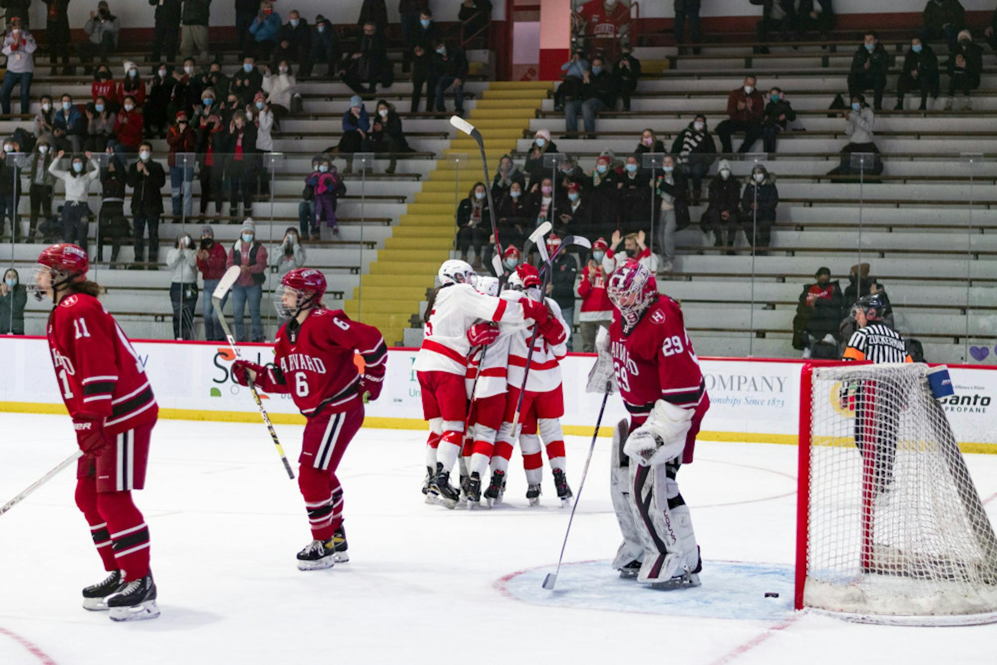 Womens-Hockey-vs-Harvard-01
