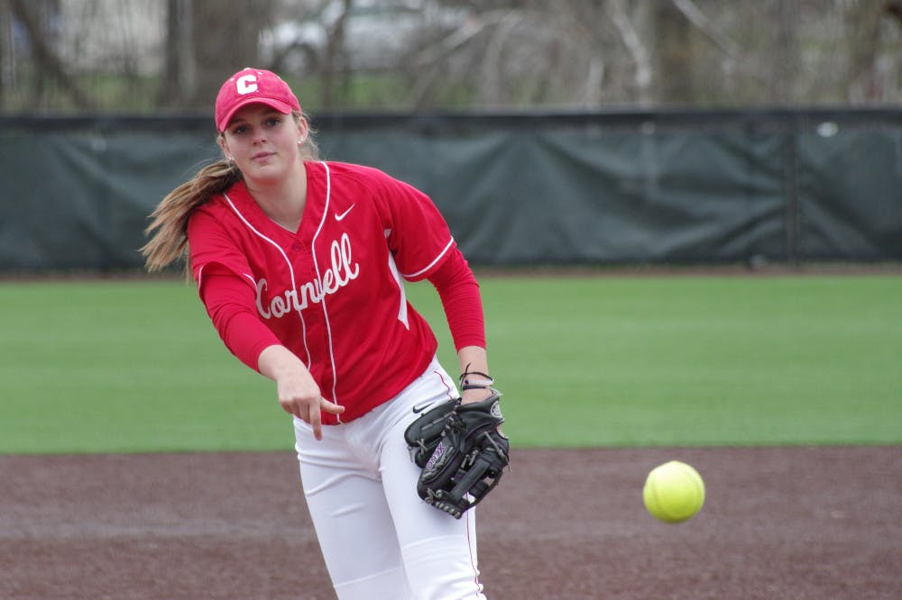 Softball-vs-Siena-by-Adrian-Boteanu_18
