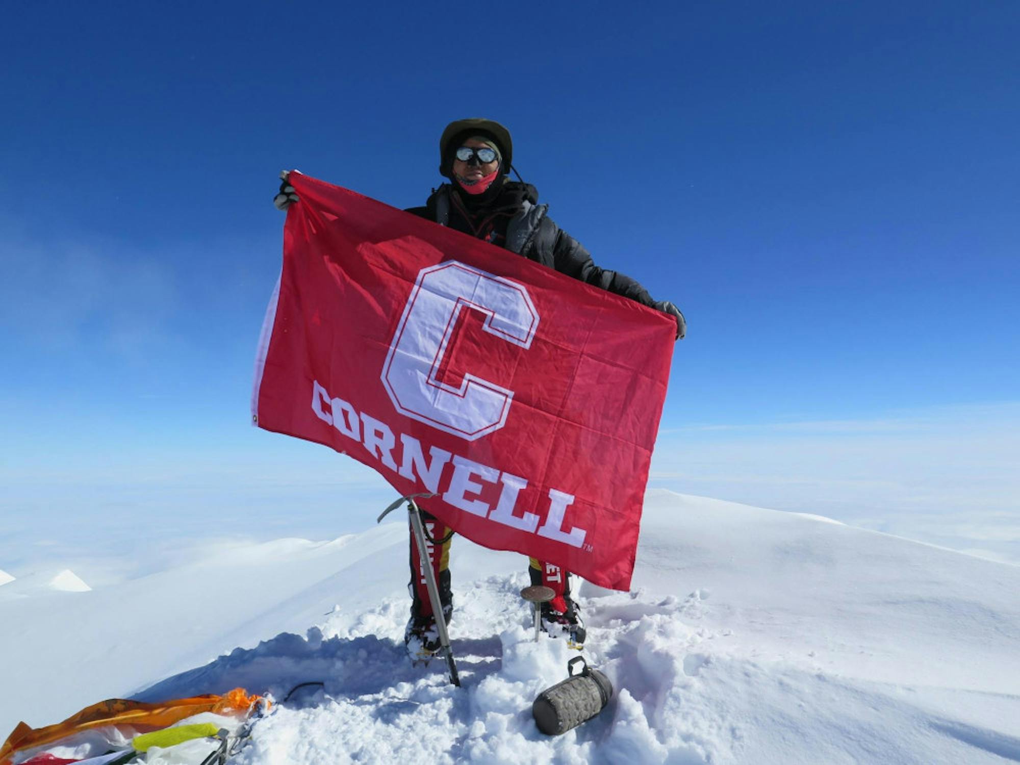 Kyle-Kim-Climbs-Peak