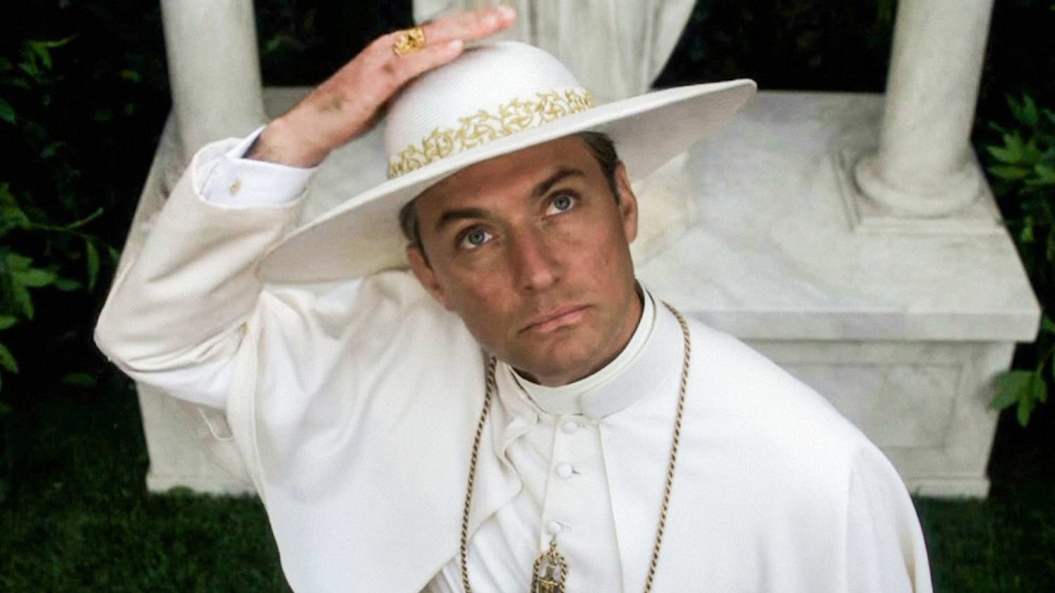 t-jude-law-the-young-pope-hbo