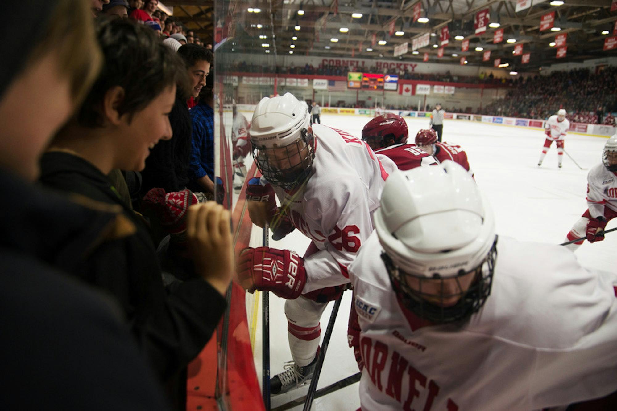 M-Hockey-26-Kubiak-by-Cameron-Pollack-Photo-Editor