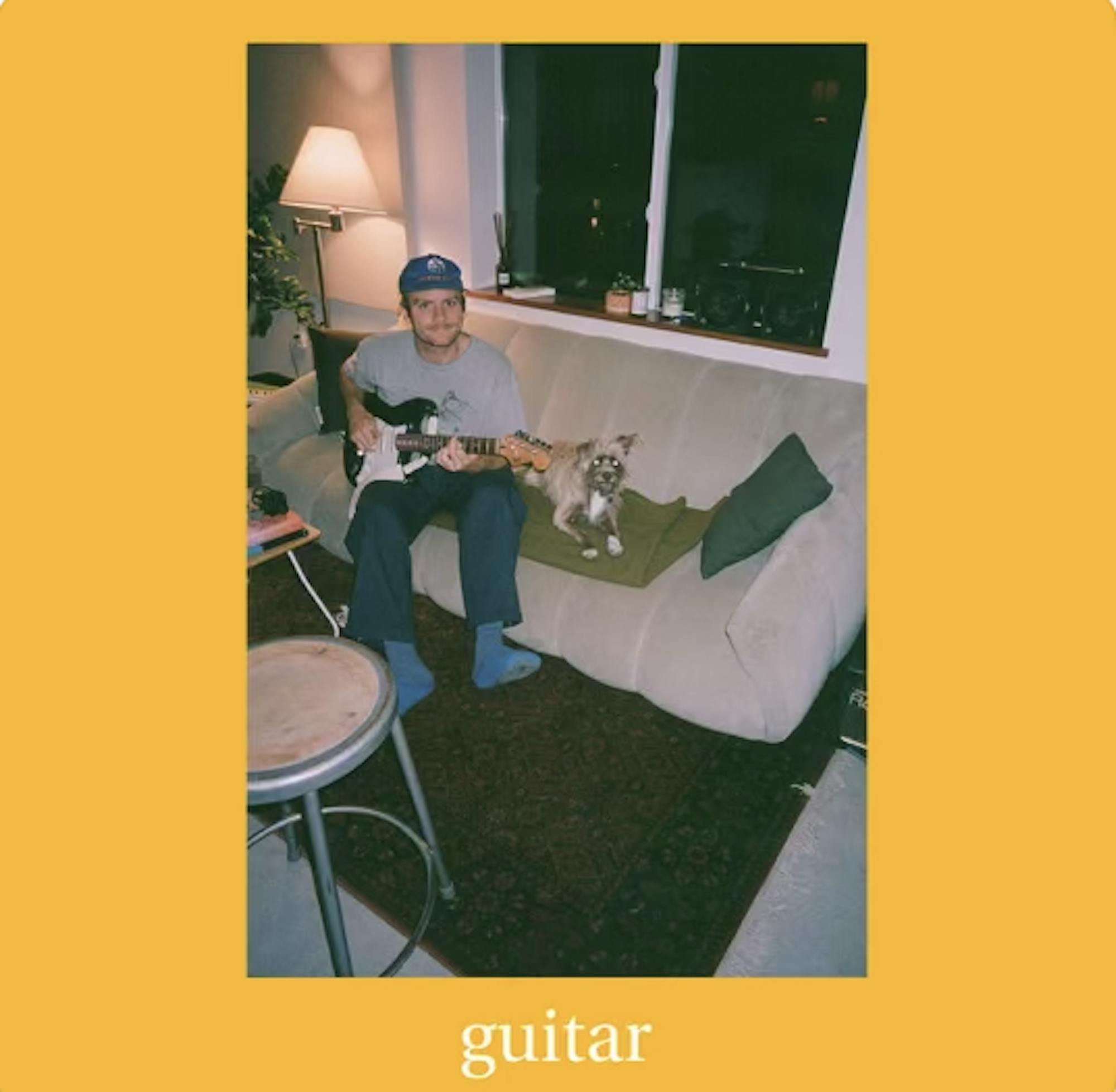GuitarMacDeMarco.png