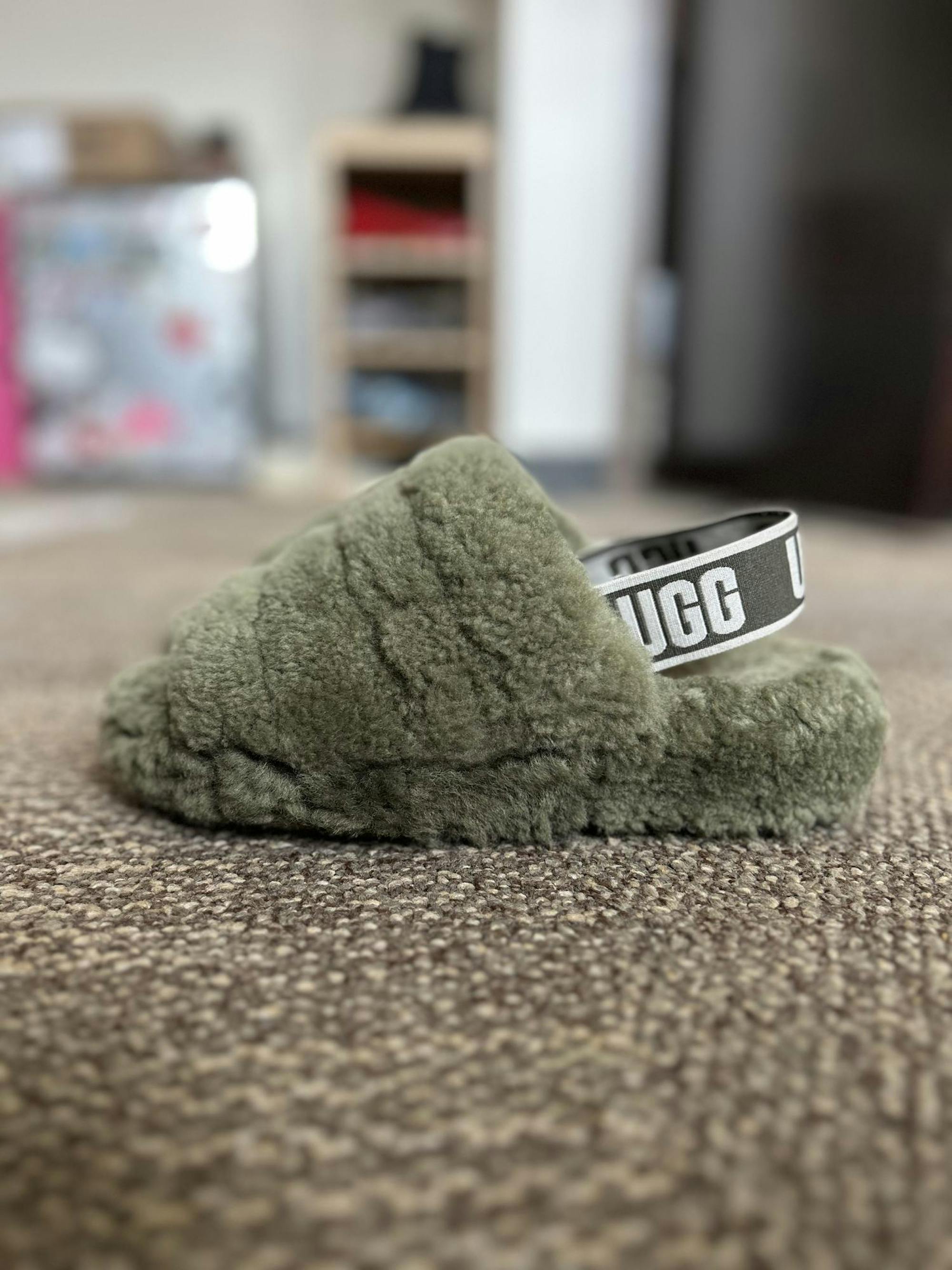 Ugg Fluff Yeah Slides.jpg