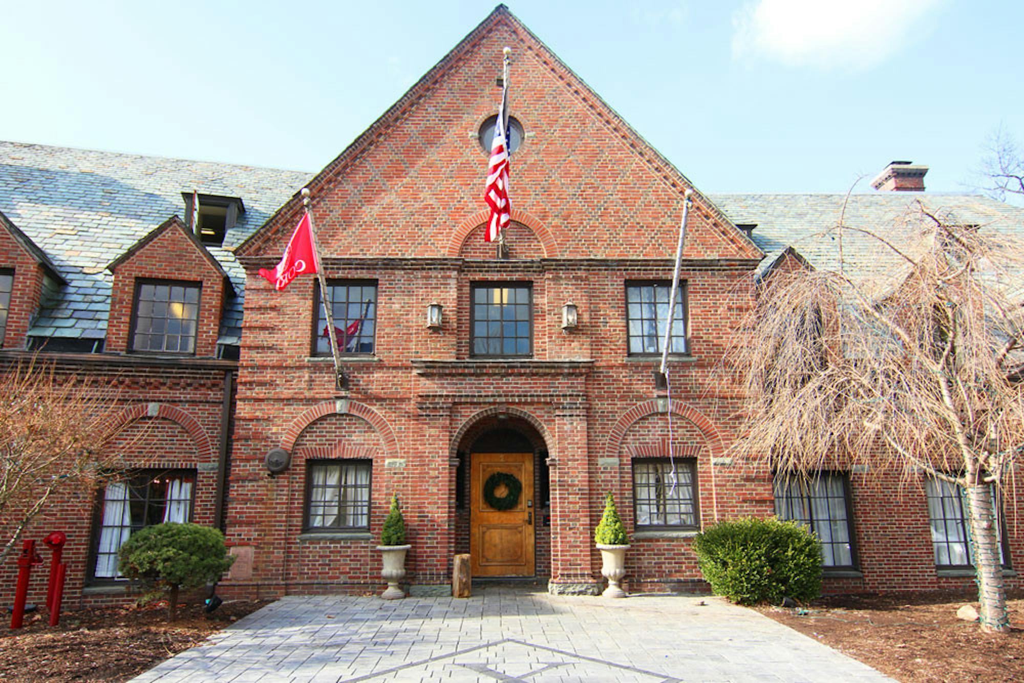 Pg-1-Psi-U-House-by-Jason-Ben-Nathan-Staff