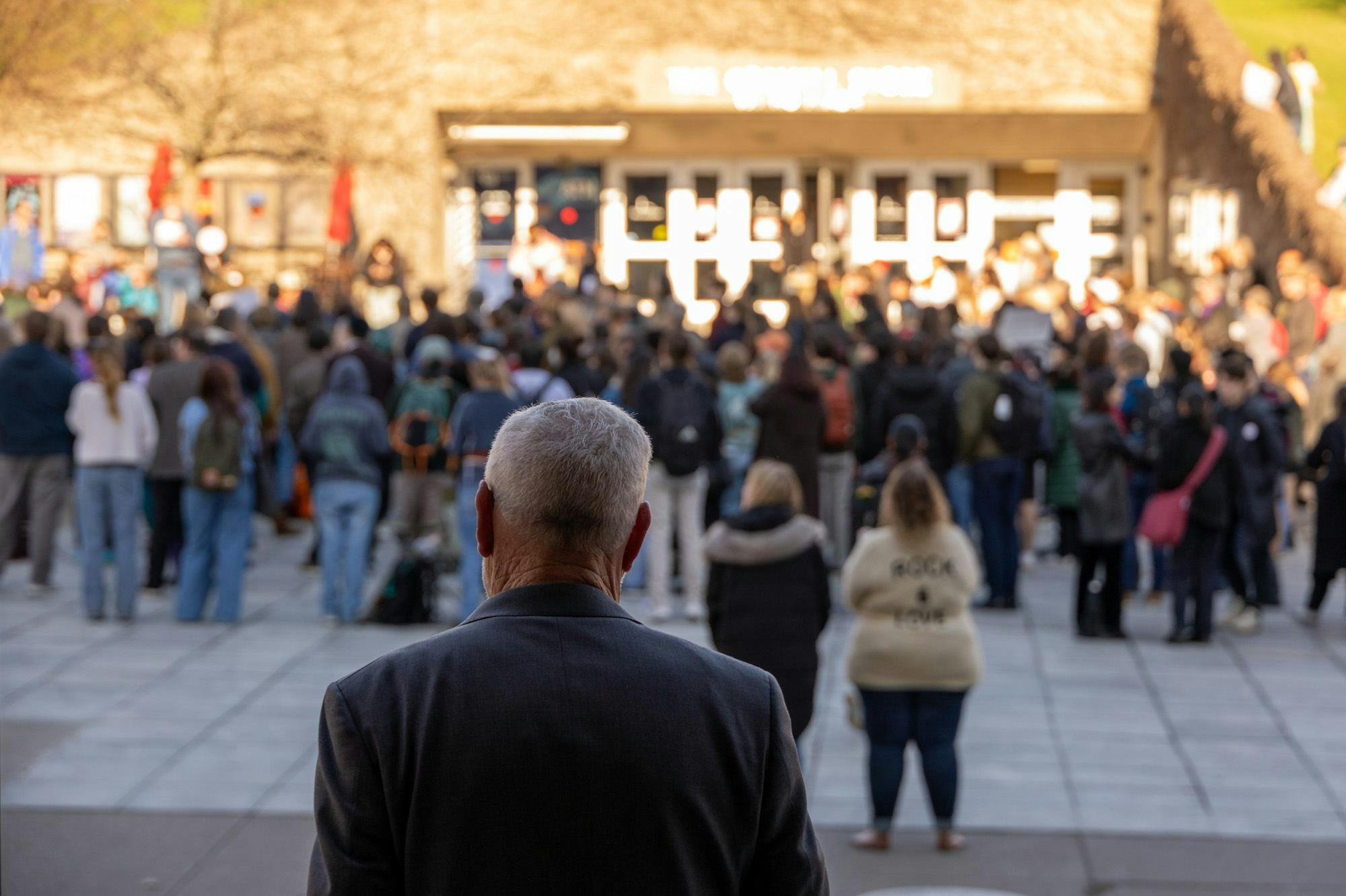 Faculty and Students Assemble On Ho Plaza for Nationwide Academic Freedom Protest
