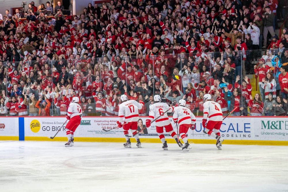 MTD-MHockey-Harvard-00015-1