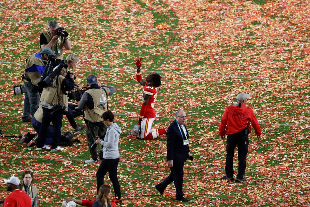 Pg-7-Super-Bowl-by-Scott-McIntyre-The-New-York-Times