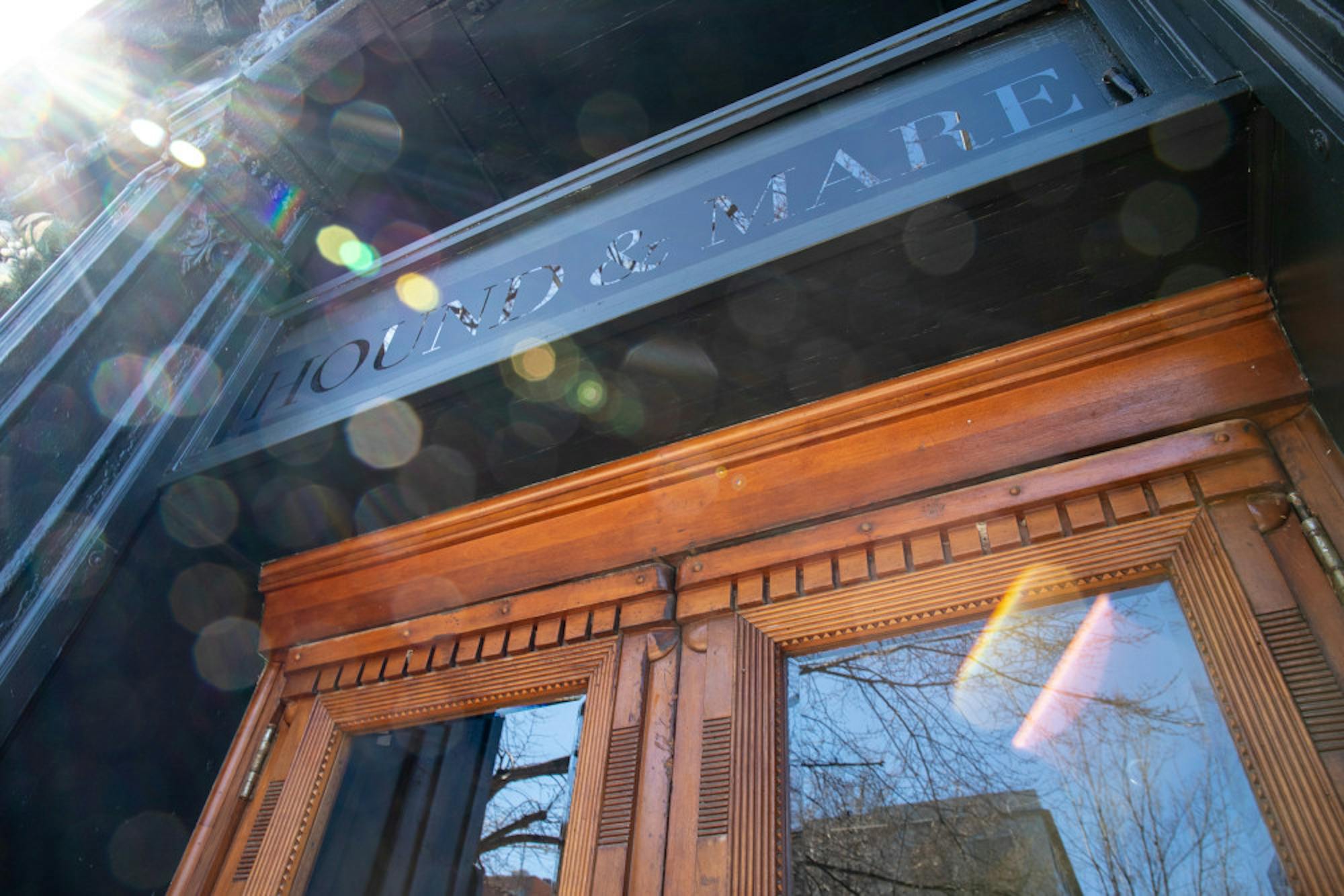 Hound-and-Mare-photo