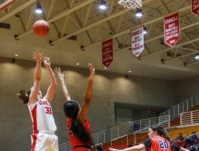 Womens-Basketball-Web-Only-by-Dana-Daniels-Staff-e1479681812447