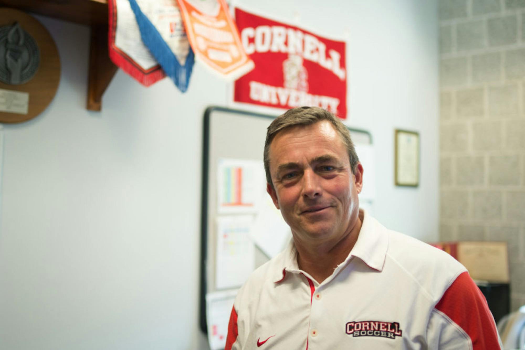 Hornibrook, once a member of the Canadian National Team staff, brings with him years of professional and collegiate coaching experience.