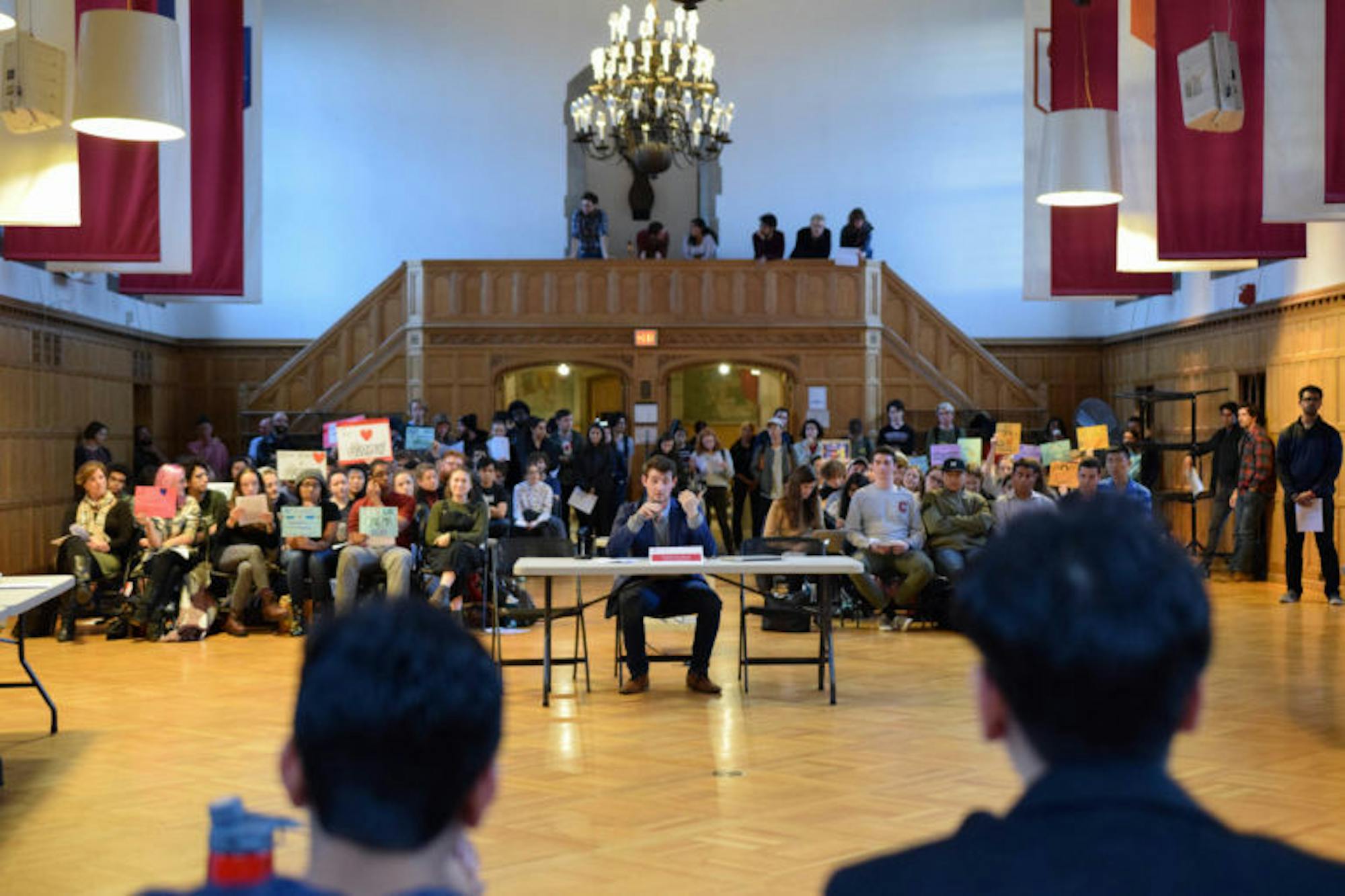 Gabriel Kaufman speaks at the SA meeting on November 2nd, 2017. (Boris Tsang/Staff PHotographer)