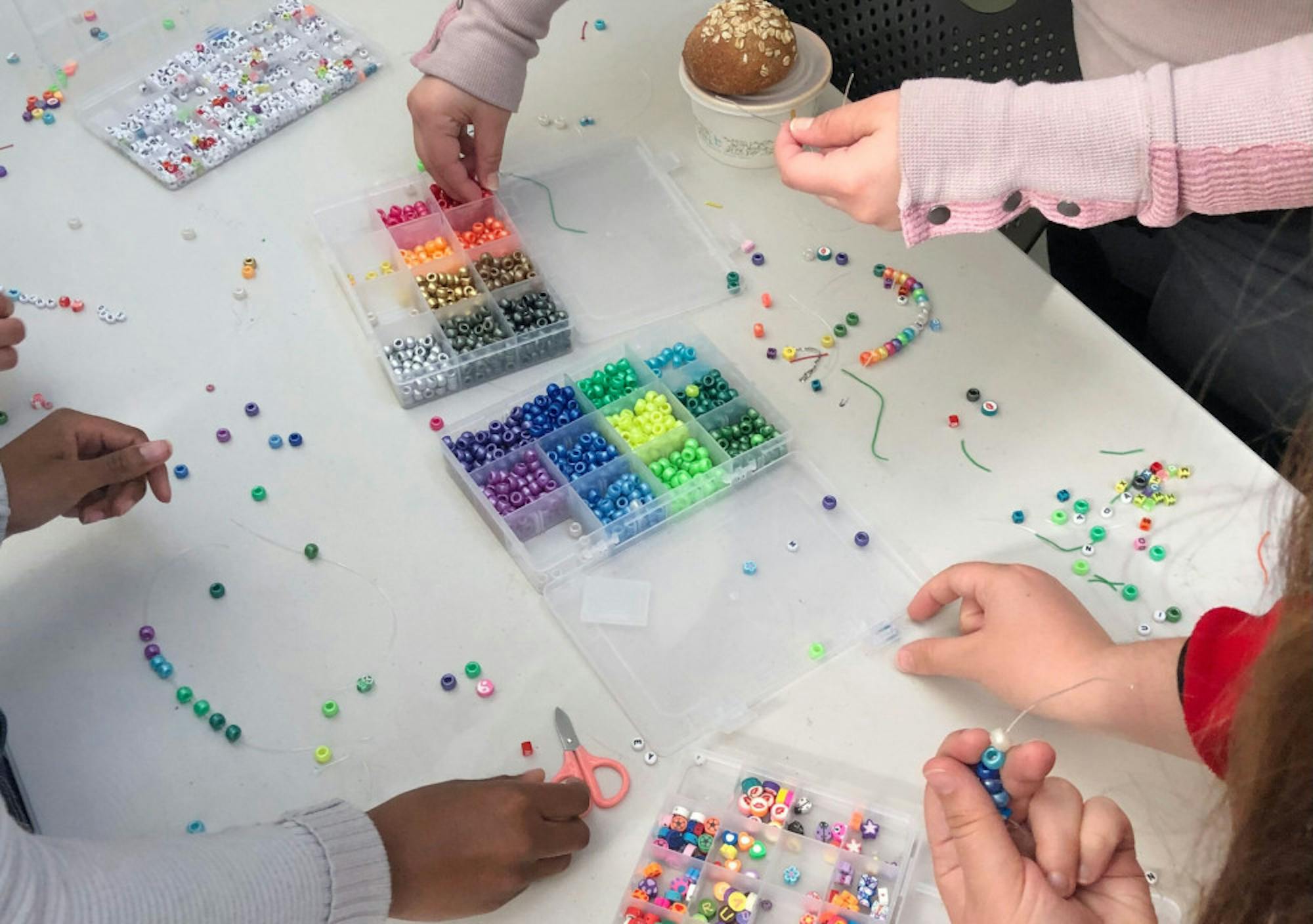Bracelet-Making-courtesy-Debbie-Jung-‘23-scaled
