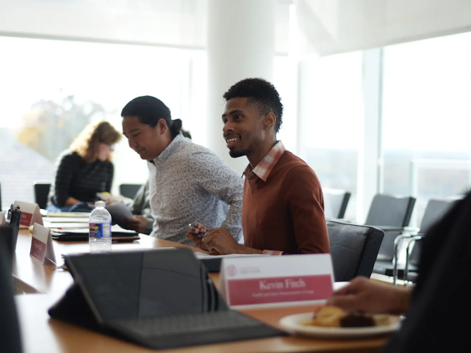 Pg-1-EA-meeting-by-Brittney-Chew-Assistant-Photo-Editor