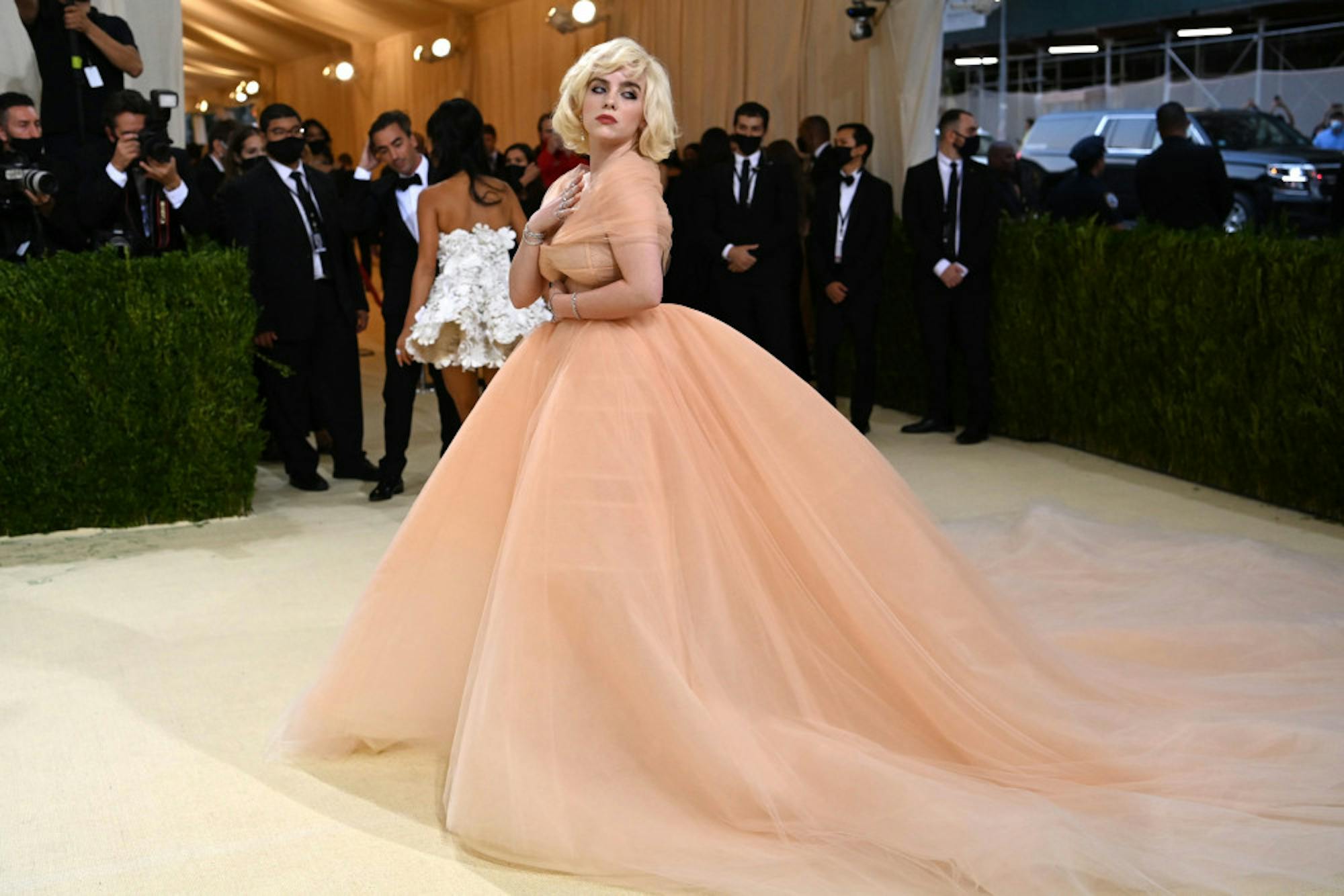 Pg-4-Arts-Met-Gala-1-scaled