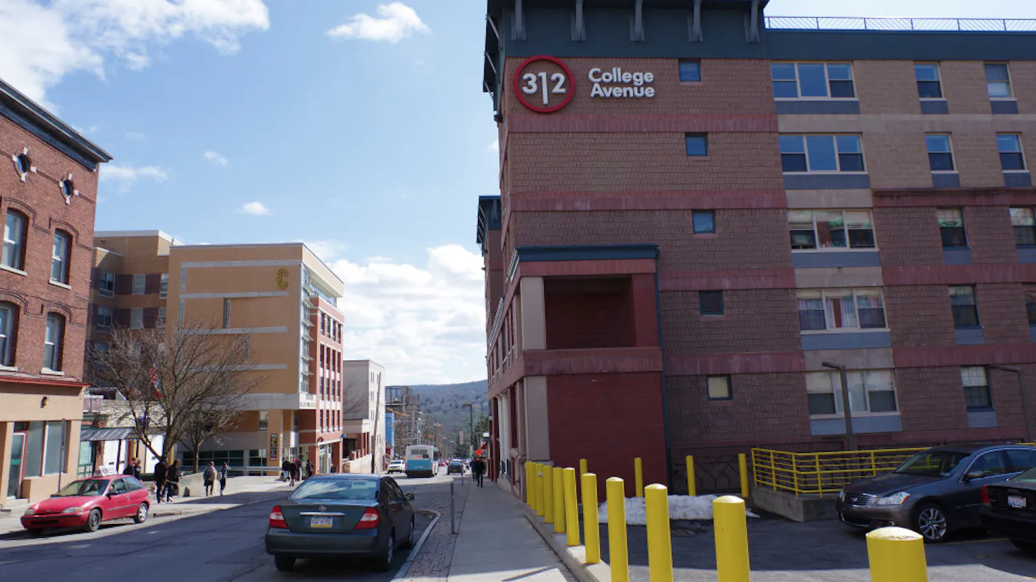 Ithaca-Apartments-by-Adrian-BoteanuIMGP4311-1