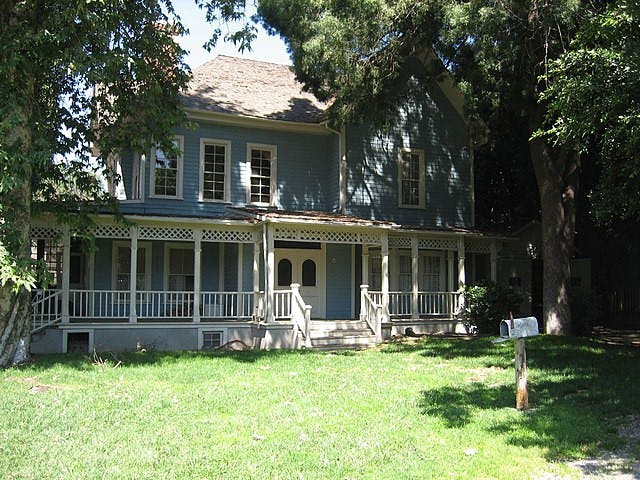 Gilmore_girl_house