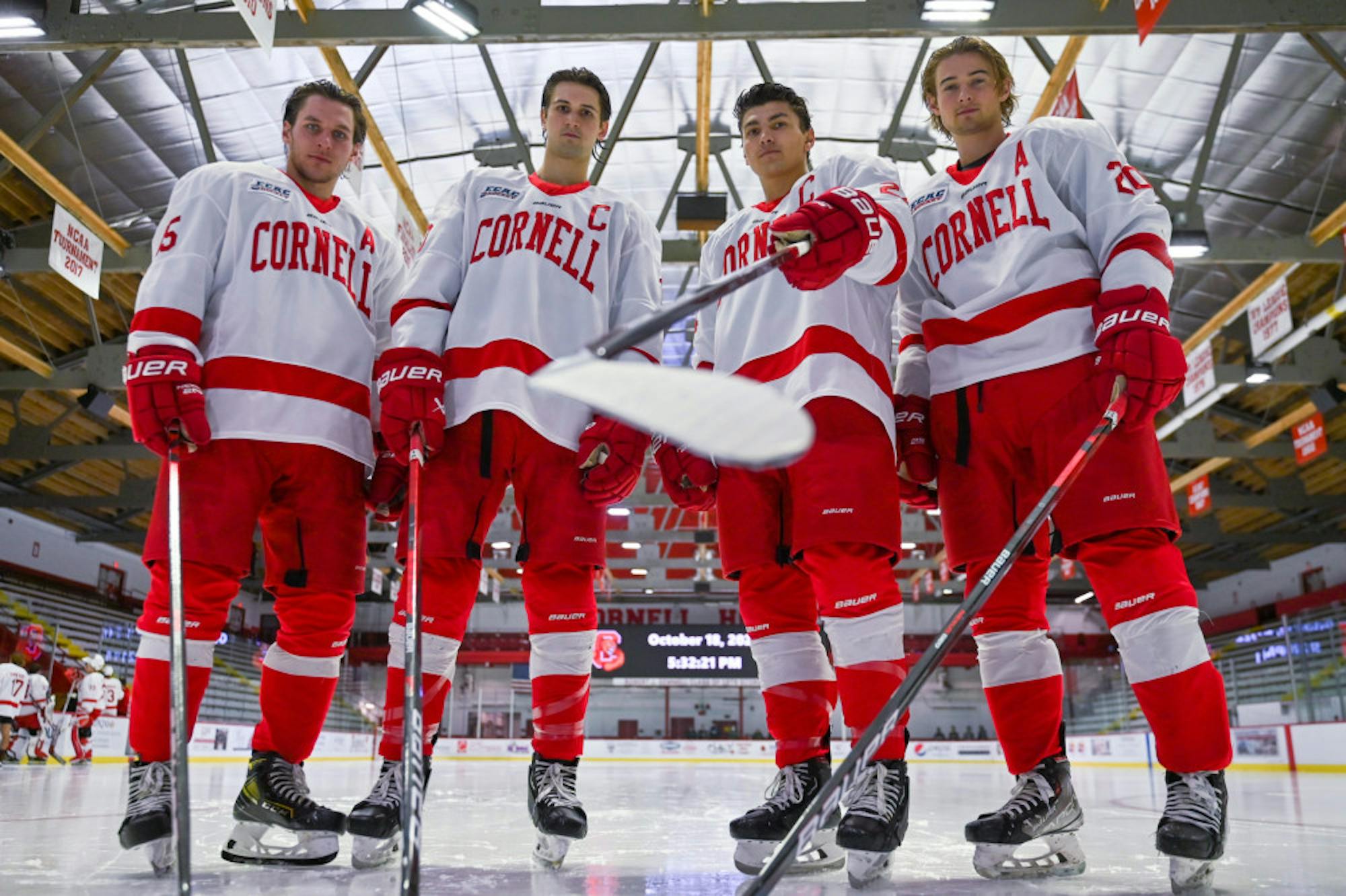 MTD-Men_s-Hockey-Photoshoot-4-scaled