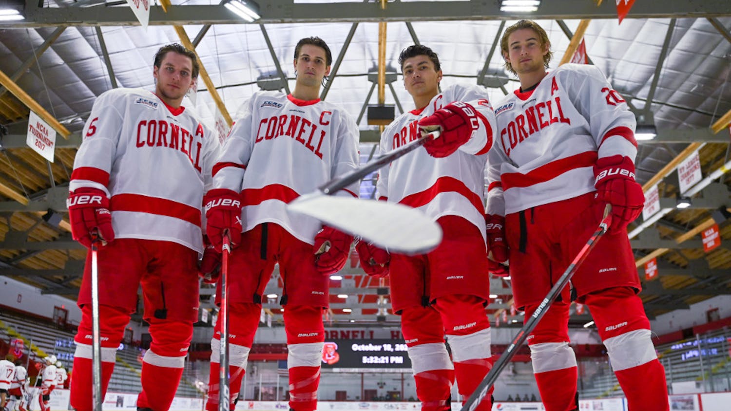 MTD-Men_s-Hockey-Photoshoot-4-scaled