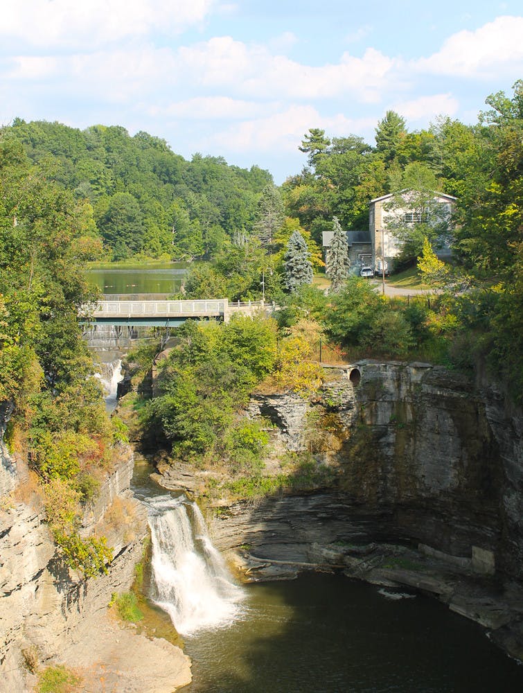 Pg-1-Gorges-Candid-by-Michaela-Brew-Editor