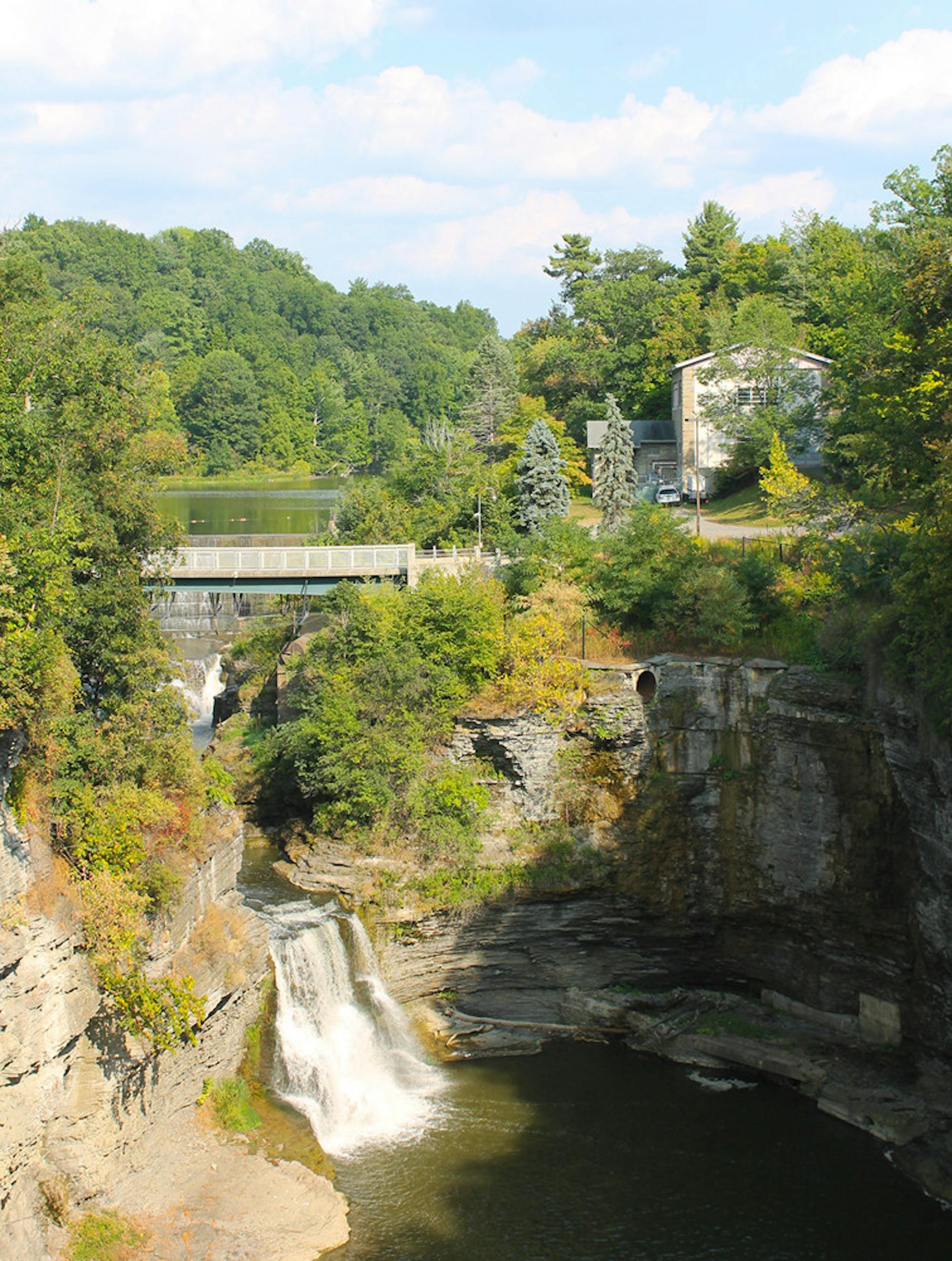 Pg-1-Gorges-Candid-by-Michaela-Brew-Editor