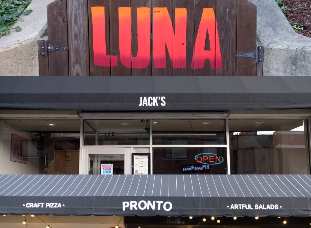 Luna_Jacks_Pronto-Benjamin-Velani-_-Sun-Dining-Editor-scaled