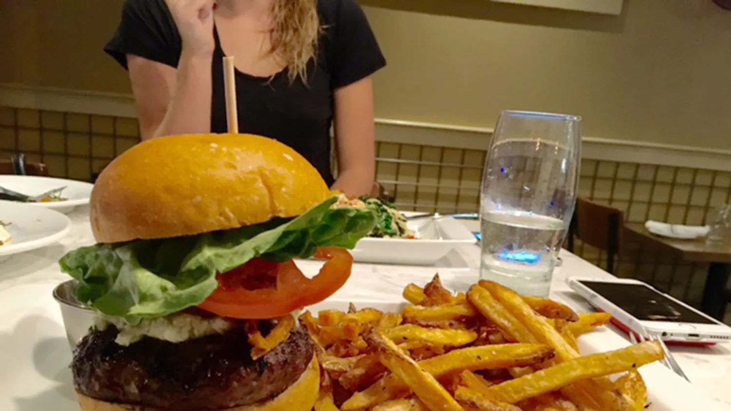 Web-Only-Burger-Dining-by-Sun-File-Photo