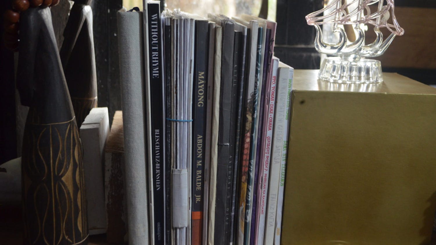 Pile_of_zines-scaled