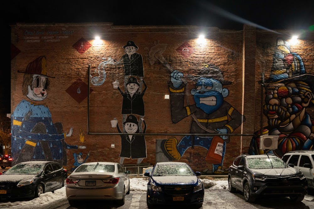 Pg-7-Arts-Mural-Ben-Parker-Sun-Assistant-Photography-Editor