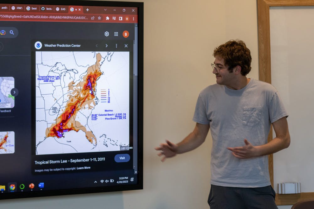 Niche-Clubs-by-Anthony-Corrales