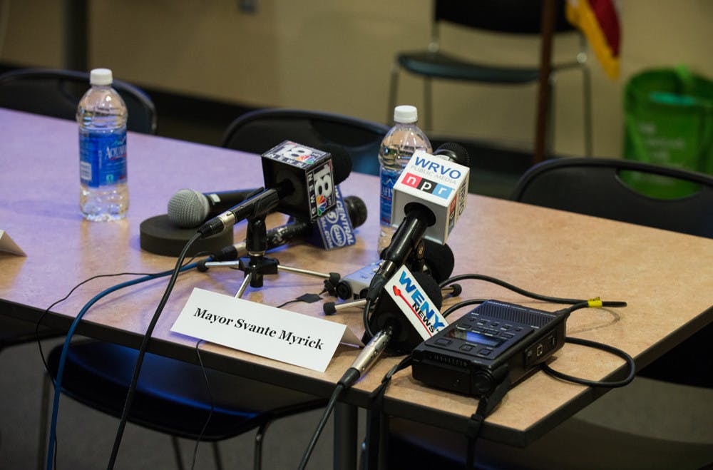 Pg-1-Ithaca-Plan-by-Cameron-Pollack-Senior-Photographer