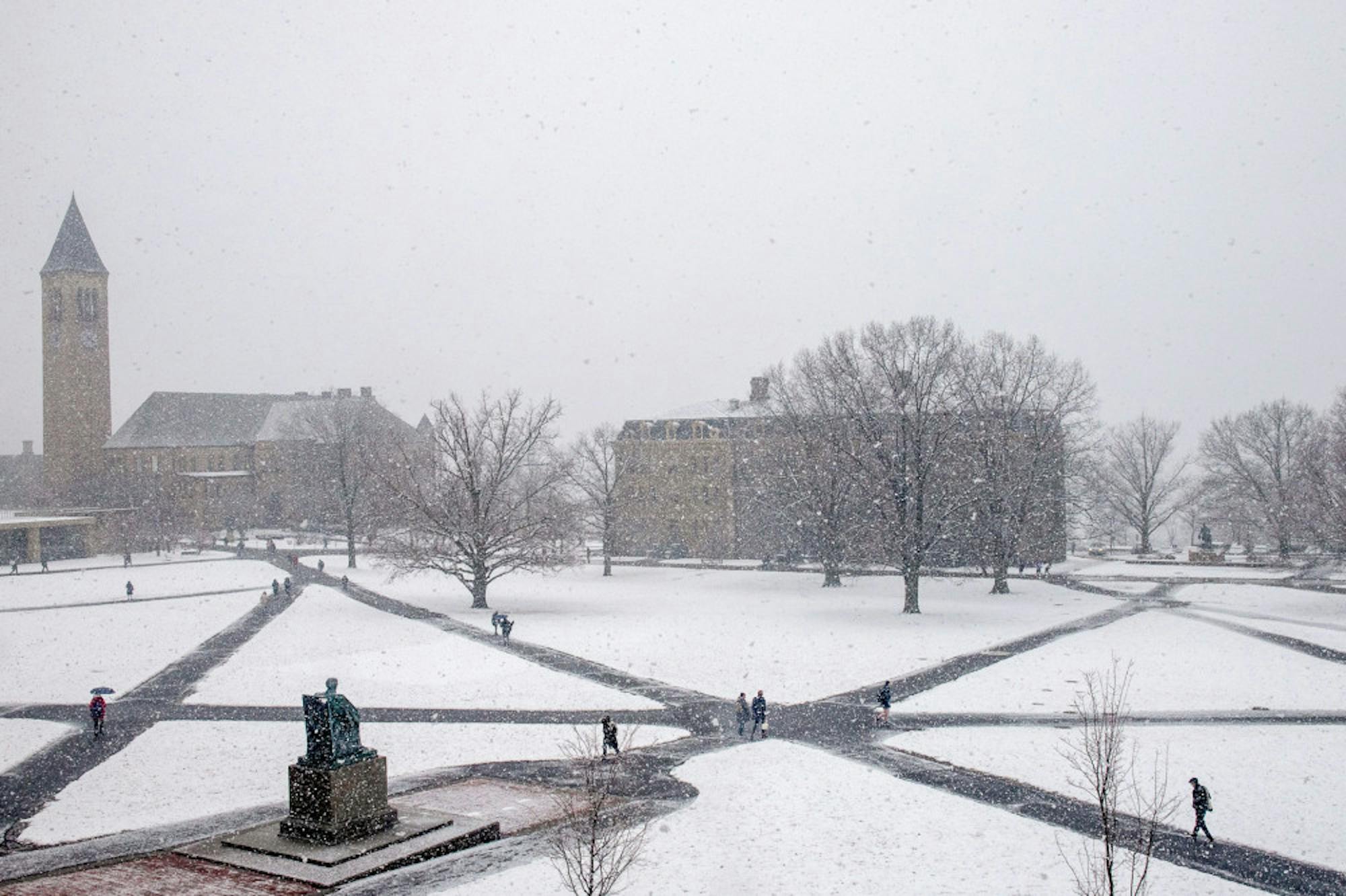 Snow-by-Julia-Nagel-Sun-Senior-Photographer-