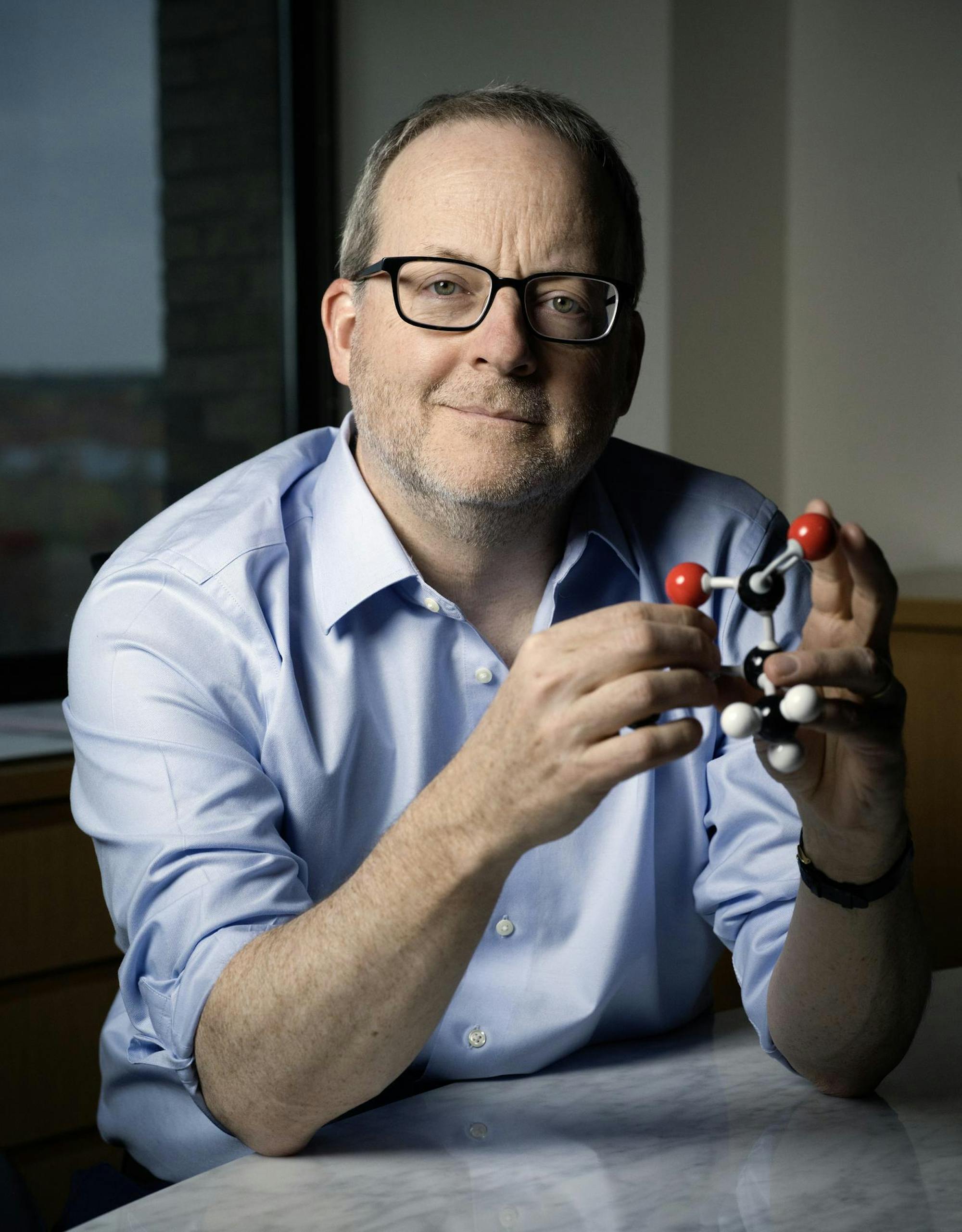 Geoff Coates 484545(c)CGeoffrey W. Coates  Geoffrey W. Coates  hristopherMichel1152025.jpg