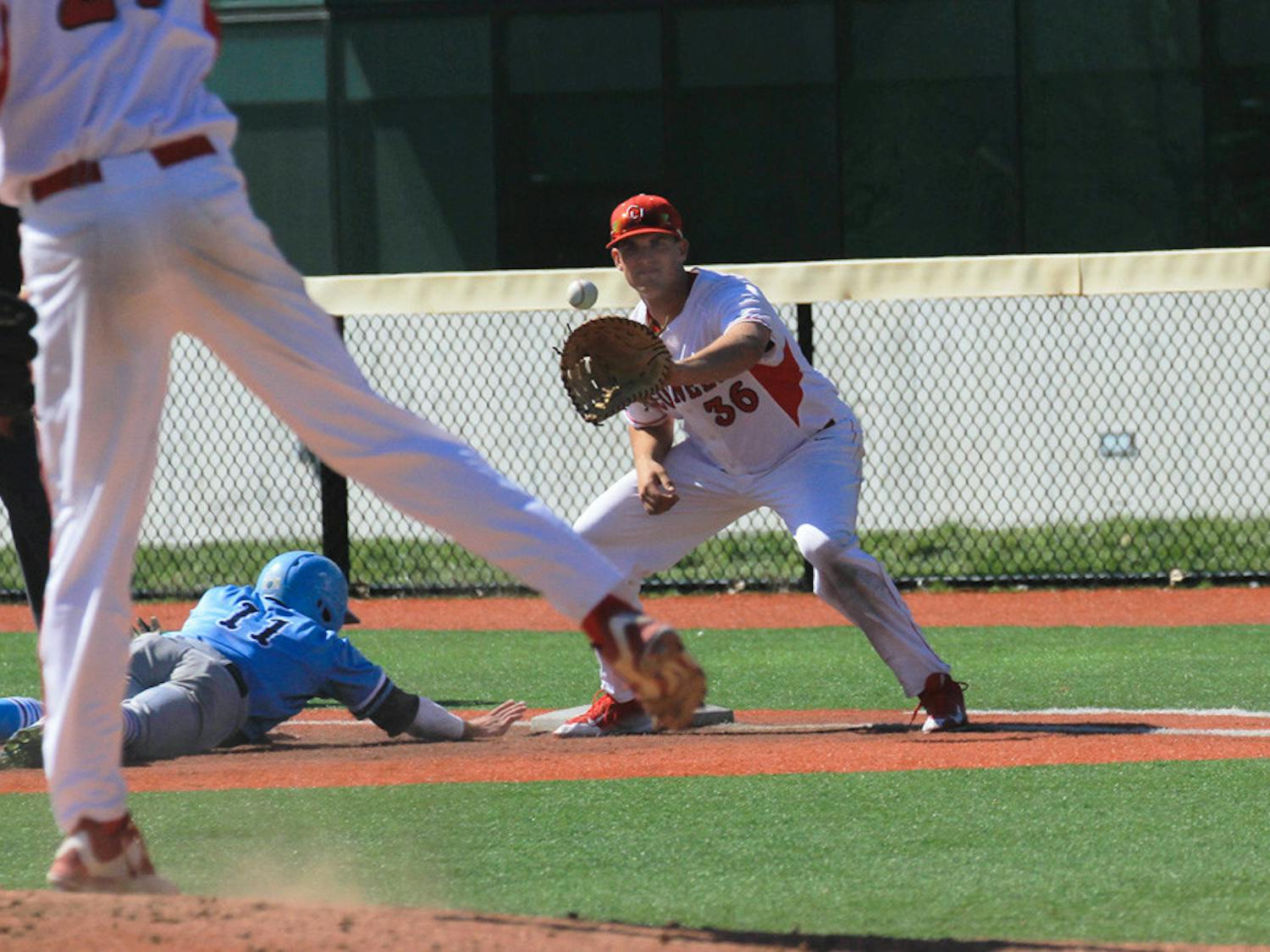 Pg-16-Beisbol-by-Dana-Daniels-Staff