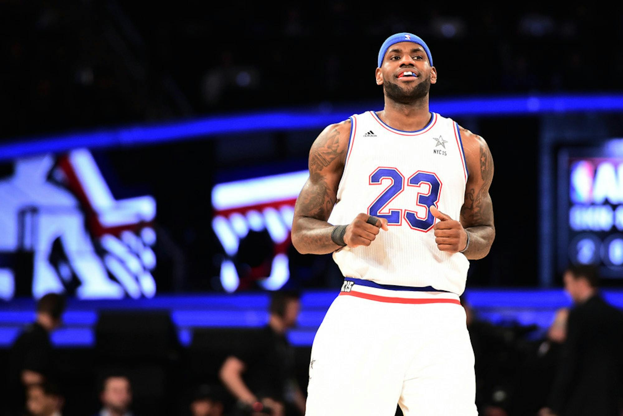 Pg-12-NYT-Lebrawn-jaaaaames-1