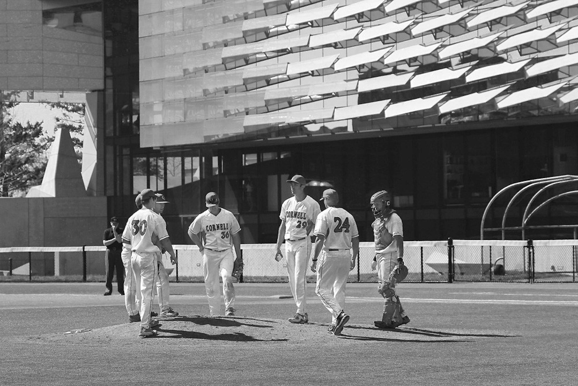 pg-3-baseball-coach-with-players