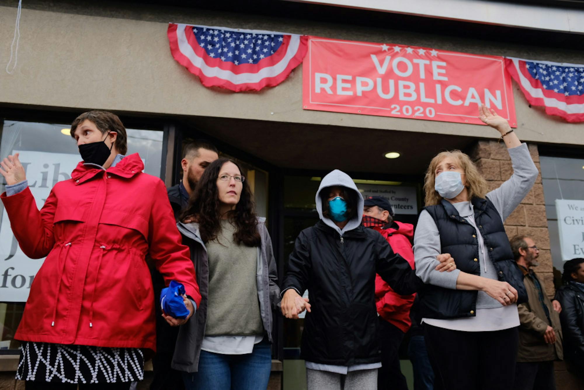 B23A4EF9-861F-46DC-B1FB-897C16CC43A4-2145-0000008C11EAE168